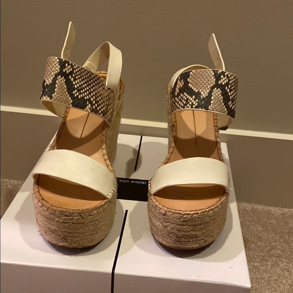 Dolce Vita Spiro Wedge Sandals